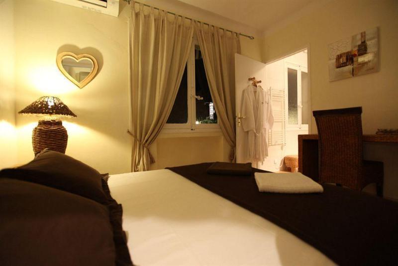 Hotel Villa Maya Gassin Esterno foto